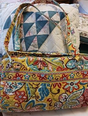 Vera Bradley's Provencal Shoulder Bag, Large 2012 Quilted Cotton Purse